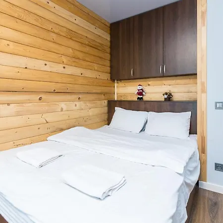 новобудова з сучасним ремонтомна вулиця шевченка 19 *