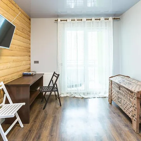 новобудова з сучасним ремонтомна вулиця шевченка 19 * Lviv