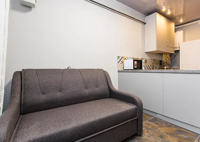 новобудова з сучасним ремонтомна вулиця шевченка 19 شقة