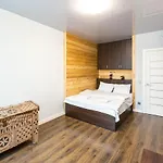 Apartment новобудова з сучасним ремонтомна вулиця шевченка 19 Lviv