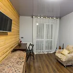 новобудова з сучасним ремонтомна вулиця шевченка 19 Apartment