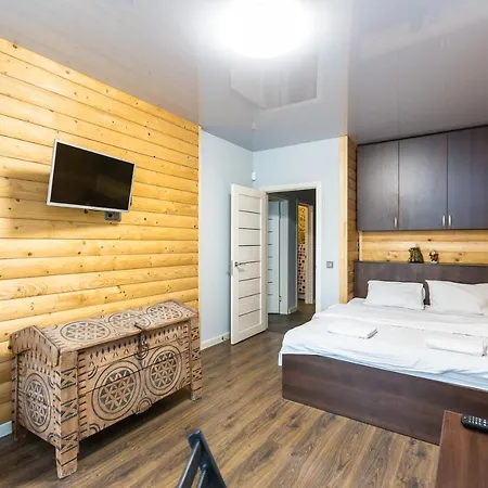 новобудова з сучасним ремонтомна вулиця шевченка 19 Apartment Lemberg